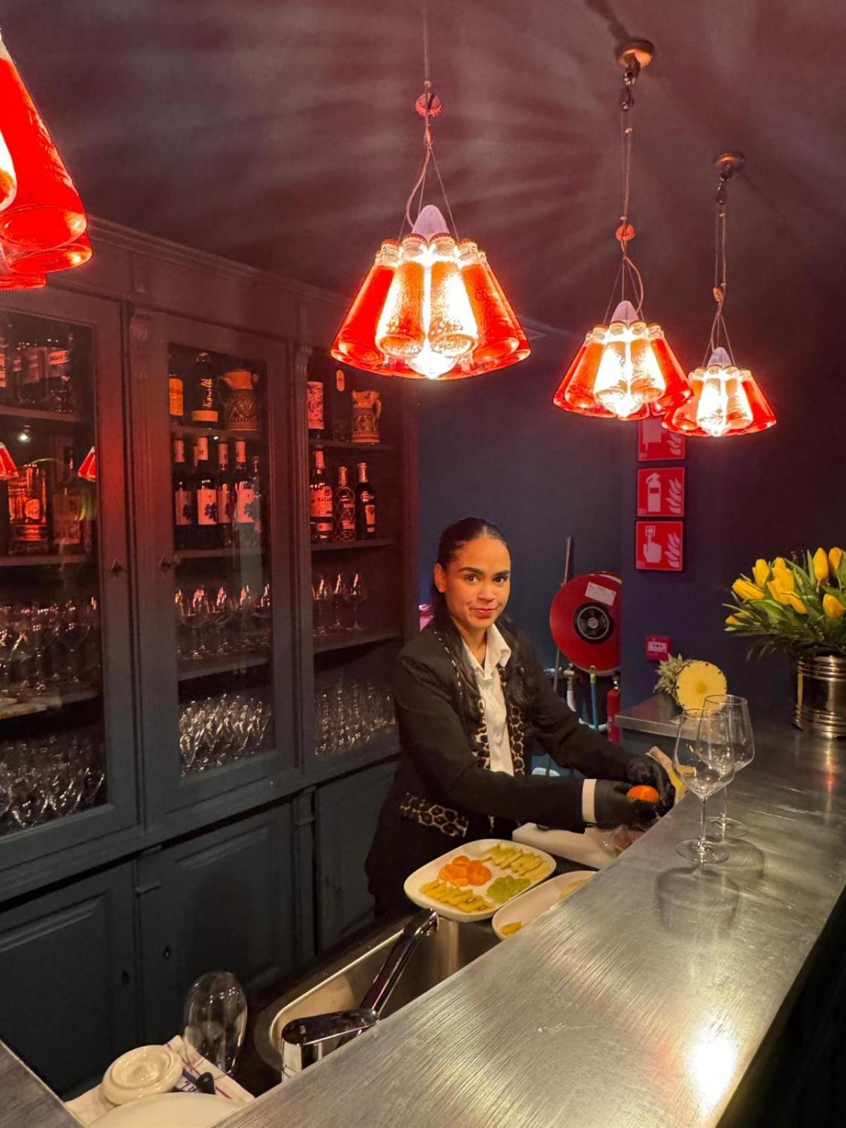 Divino & 4* Figueres (Girona)