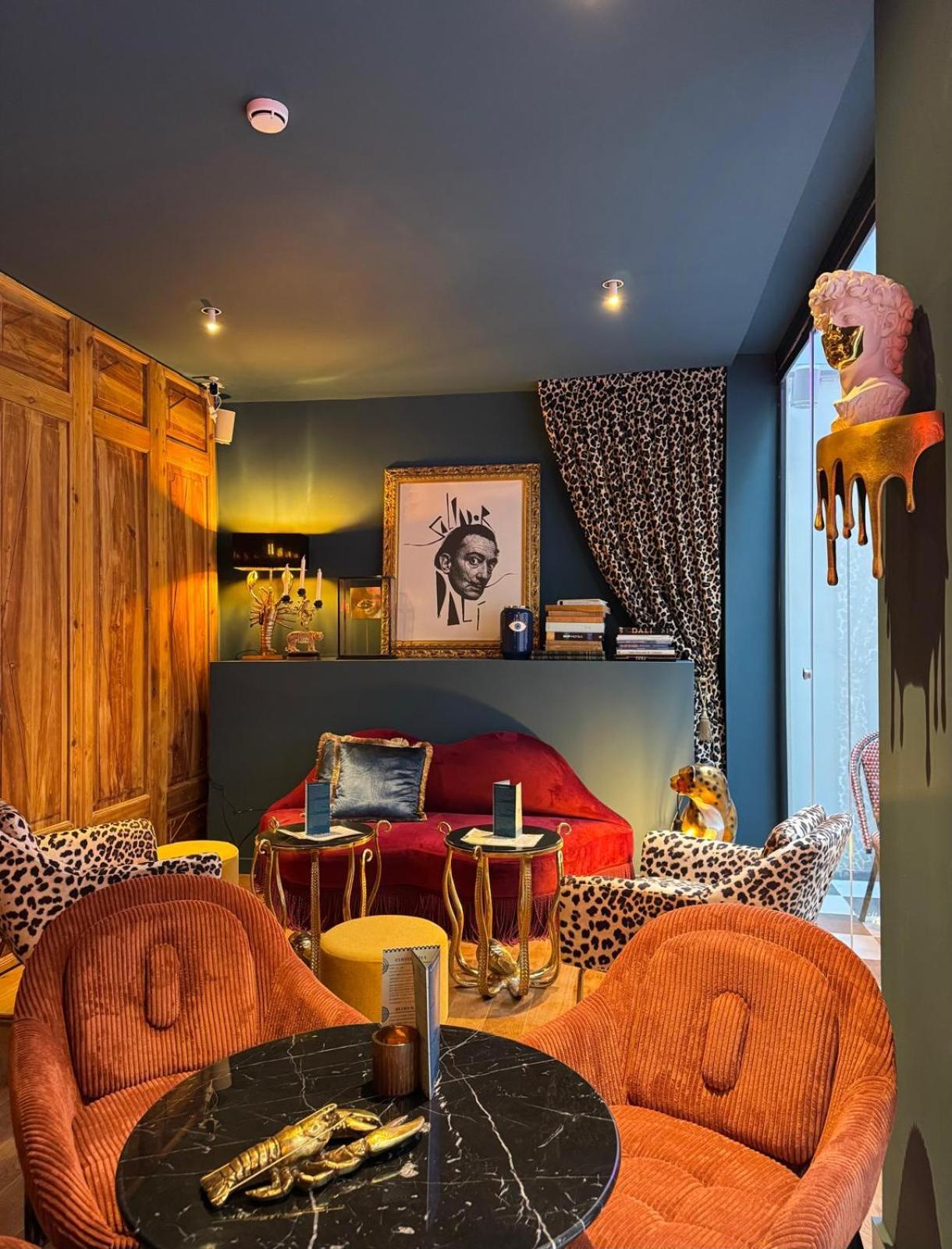 Divino & Hotel