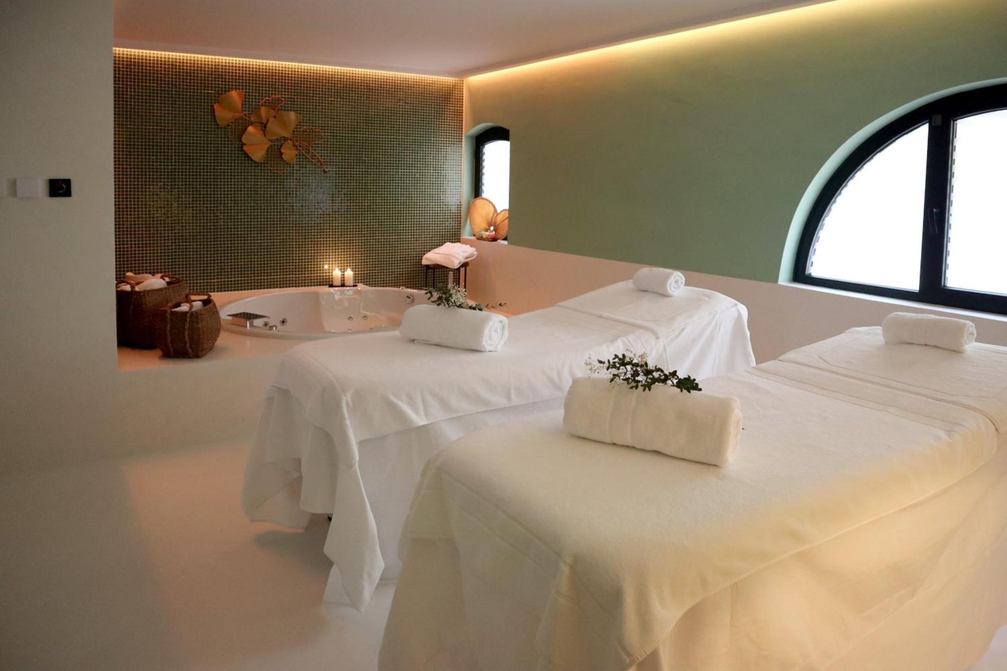 Hotel Divino & 4*