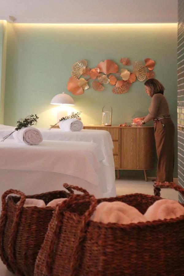 Divino & 4* Figueres (Girona)