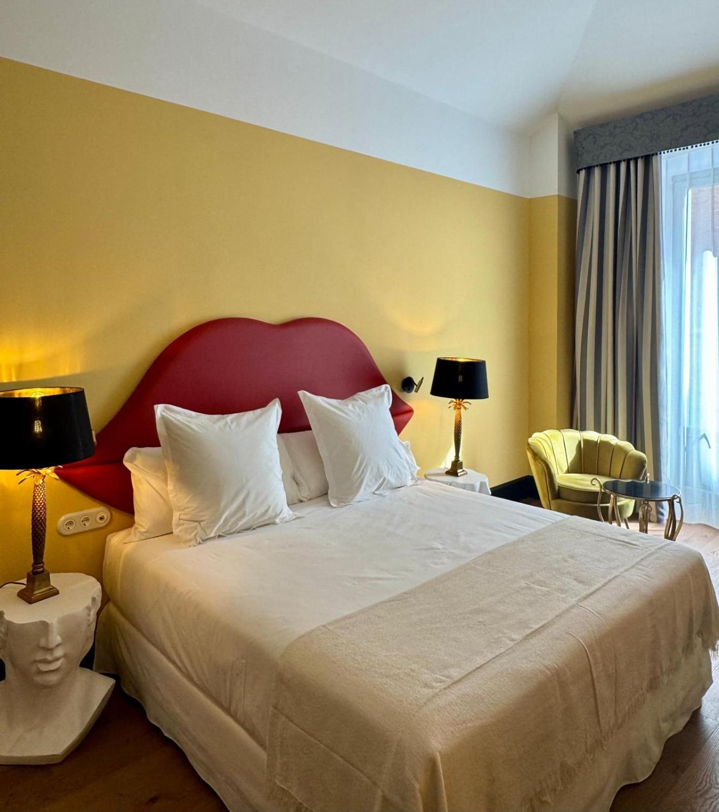 Hotel Divino &