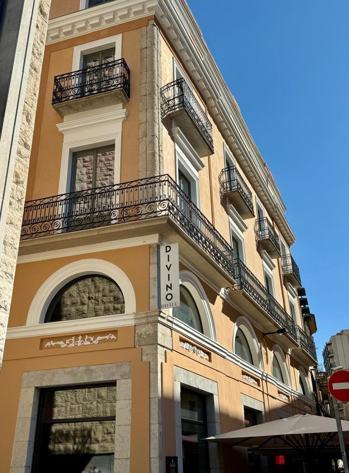 Divino & Hotel Figueres (Girona)