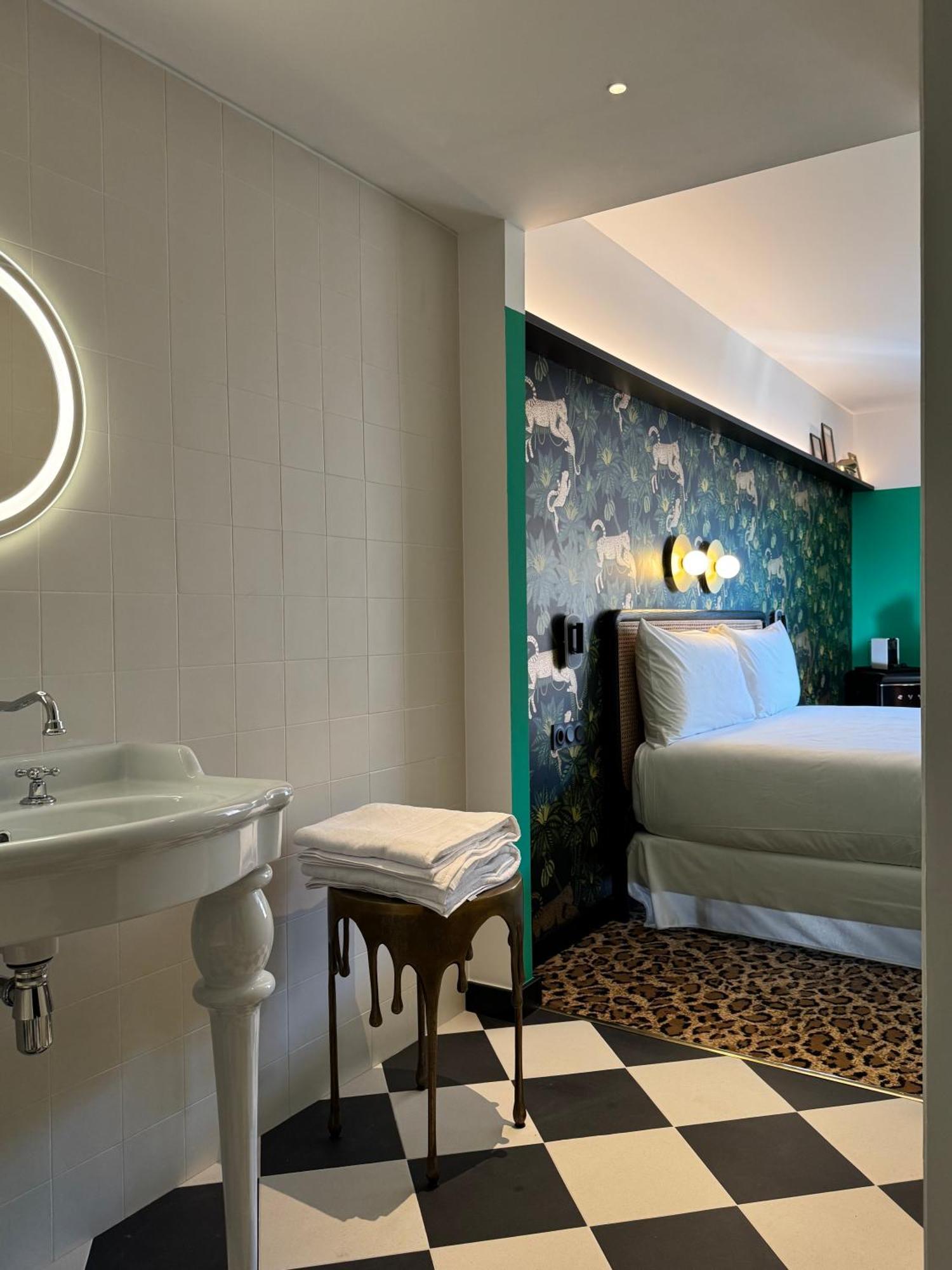 Divino & Hotel Figueres (Girona)