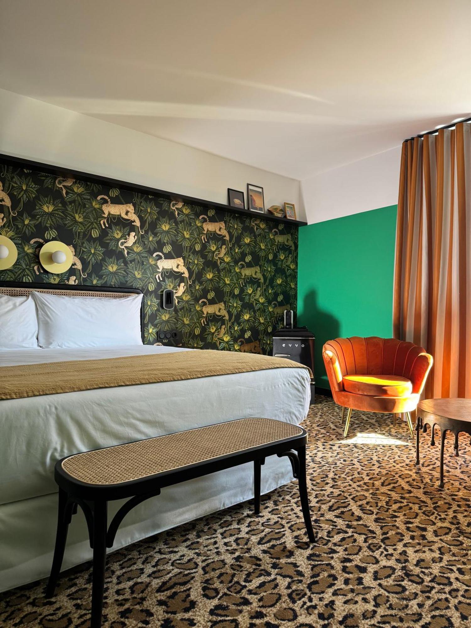Divino & Hotel