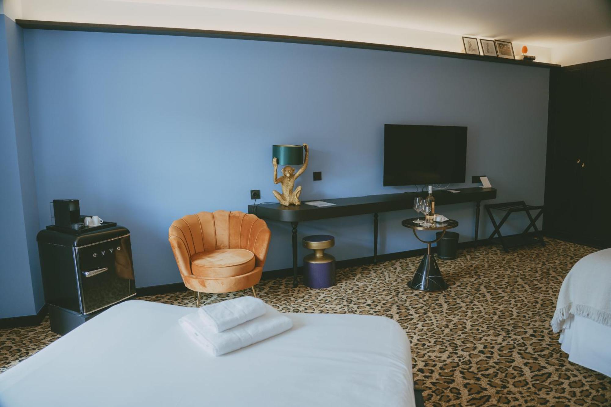 Divino & 4* Figueres (Girona)